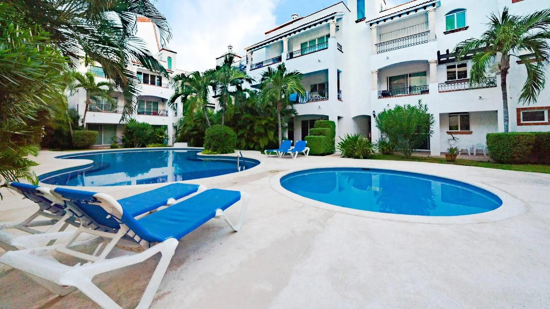 2 Bedroom- Tropical Oasis In The Heart Of Playa Del Carmen - At Gaviotas Meksika