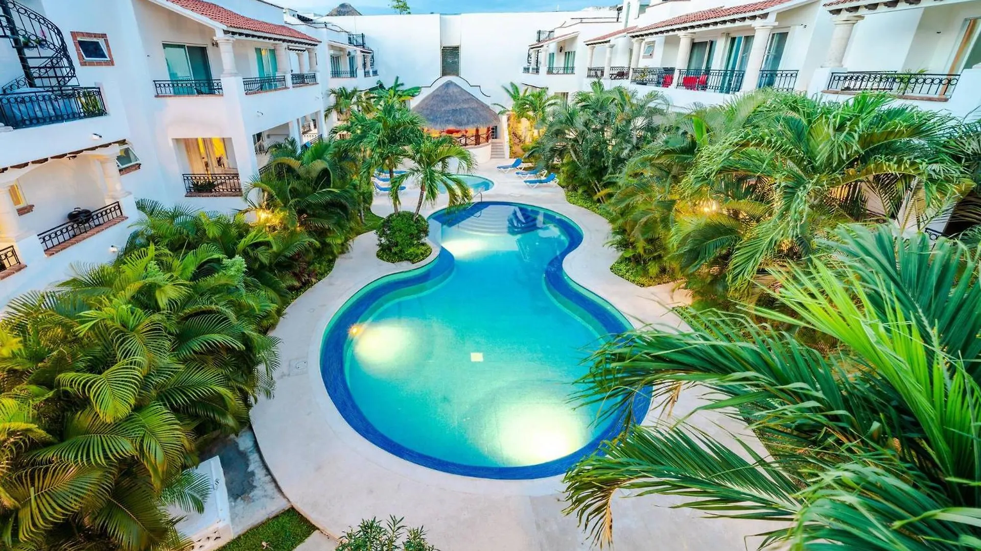 度假居 2 Bedroom- Tropical Oasis In The Heart Of Playa Del Carmen - At Gaviotas 墨西哥
